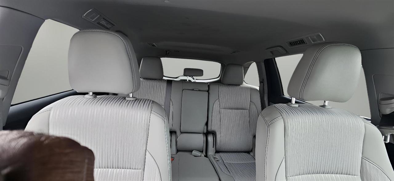 Used 2018 Toyota Highlander Plus image 27
