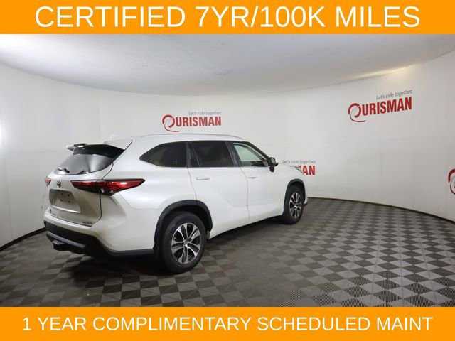 Used 2023 Toyota Highlander XLE AWD/4WD image 9