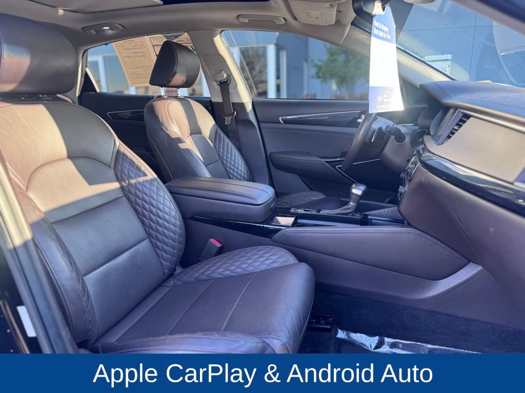 Used 2018 Kia Cadenza Limited image 24