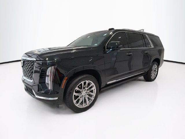 Used 2025 Cadillac Escalade ESV Premium Luxury w/ Touring Package AWD/4WD image 3