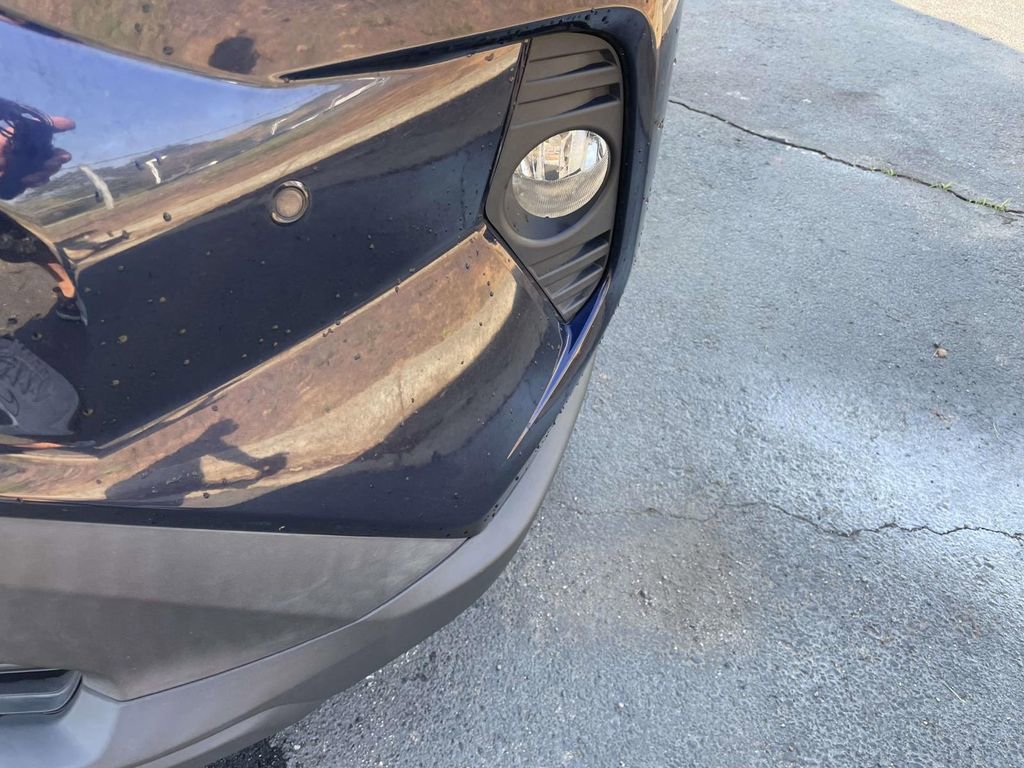 Used 2021 Toyota RAV4 XLE Premium image 18