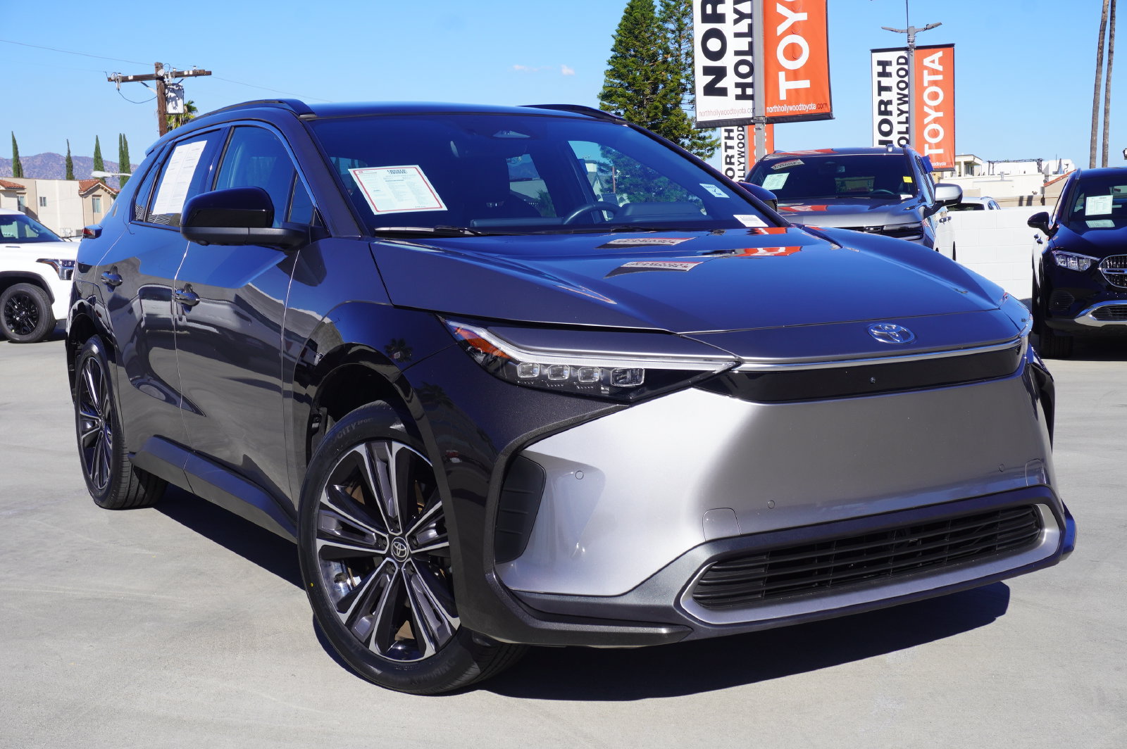 Certified 2023 Toyota bZ4X FWD image 2