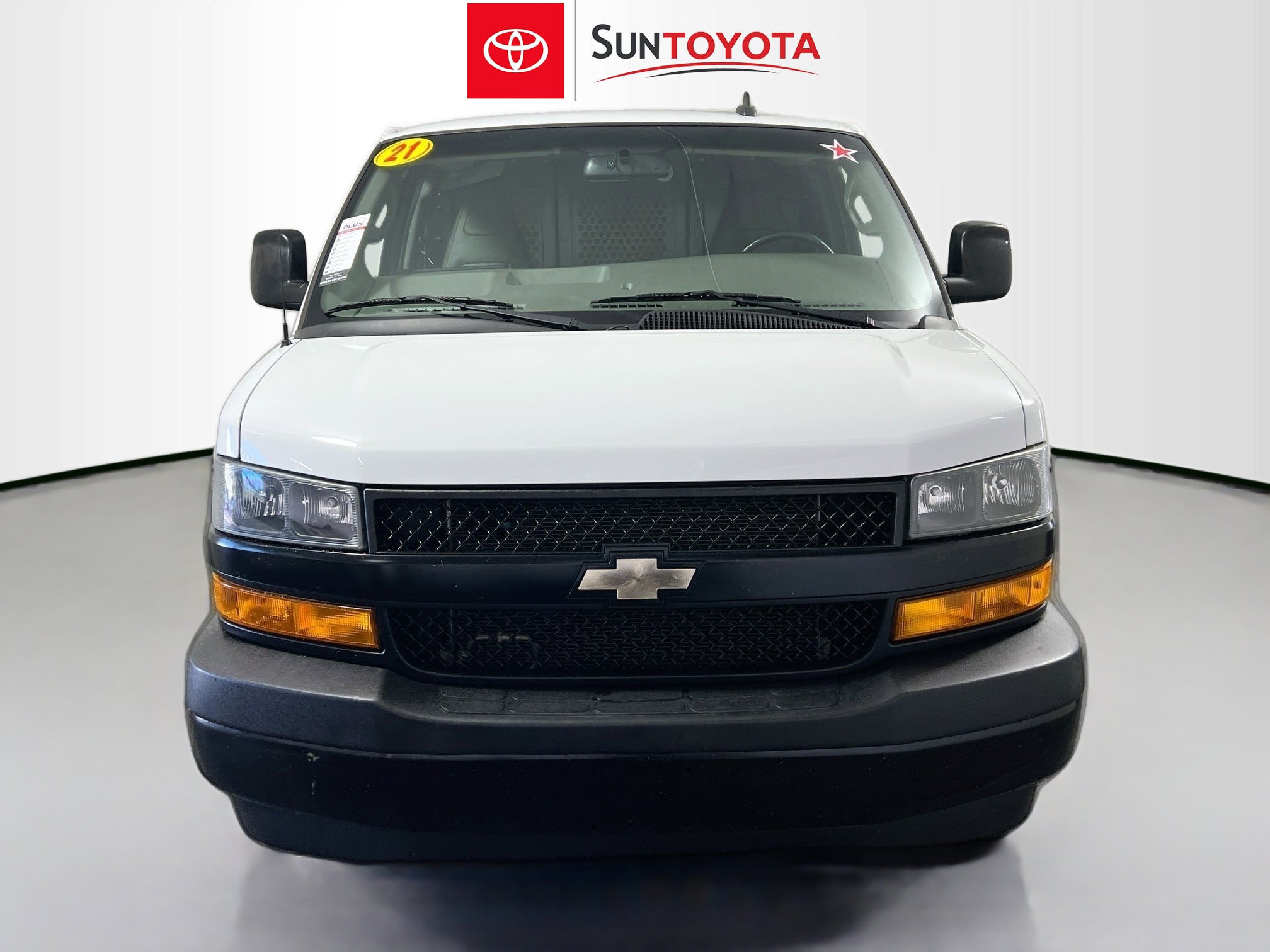 Used 2021 Chevrolet Express 2500 Extended w/ Communications Package image 10