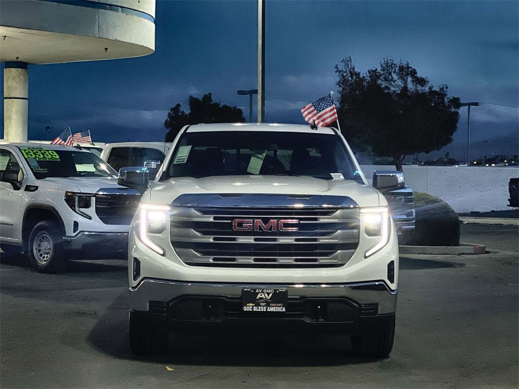 New 2026 GMC Sierra 1500 SLE image 10