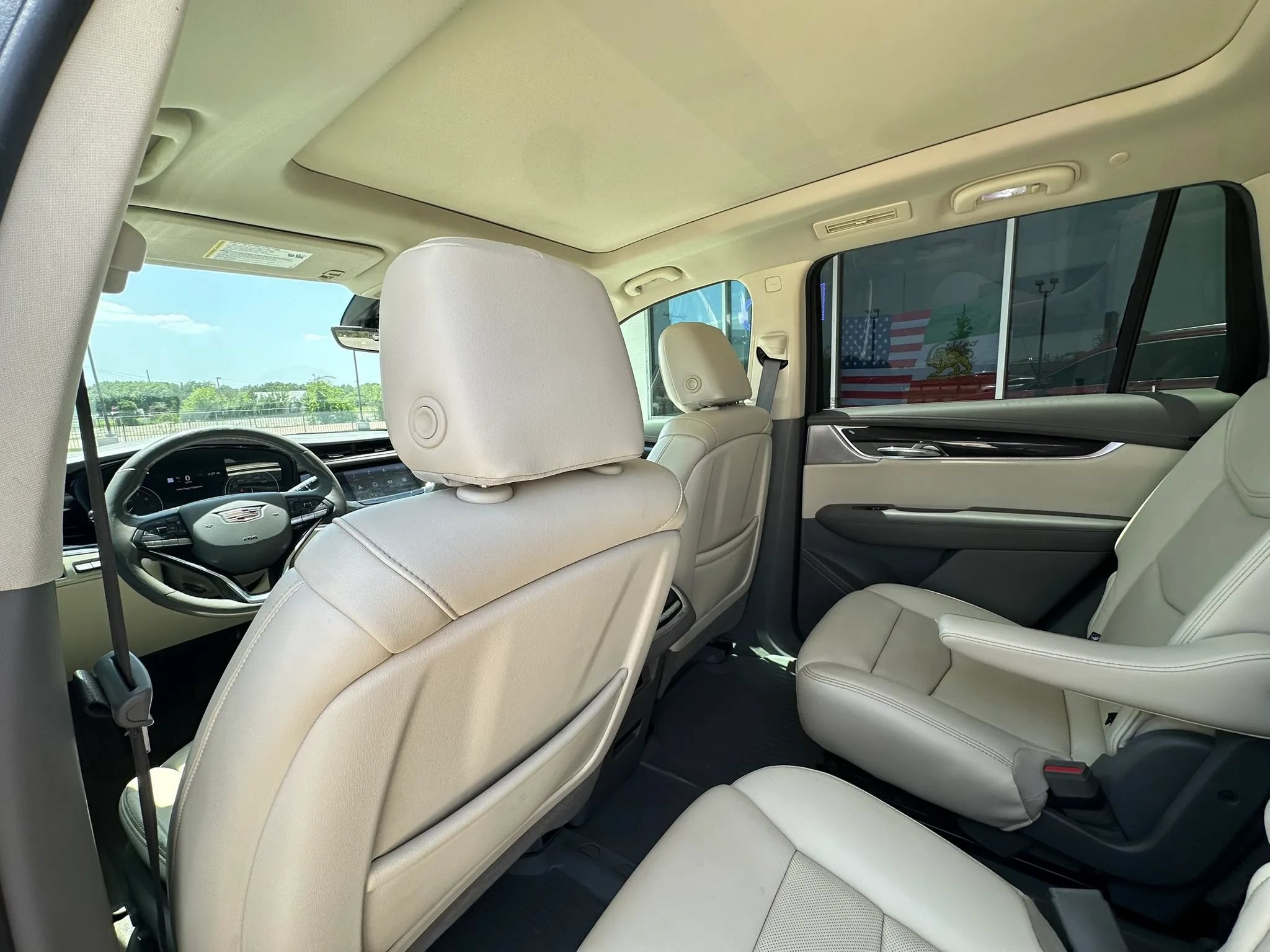 Used 2020 Cadillac XT6 Premium Luxury FWD image 15