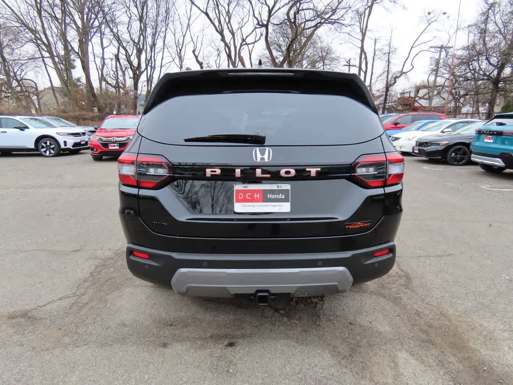 New 2026 Honda Pilot TrailSport image 5
