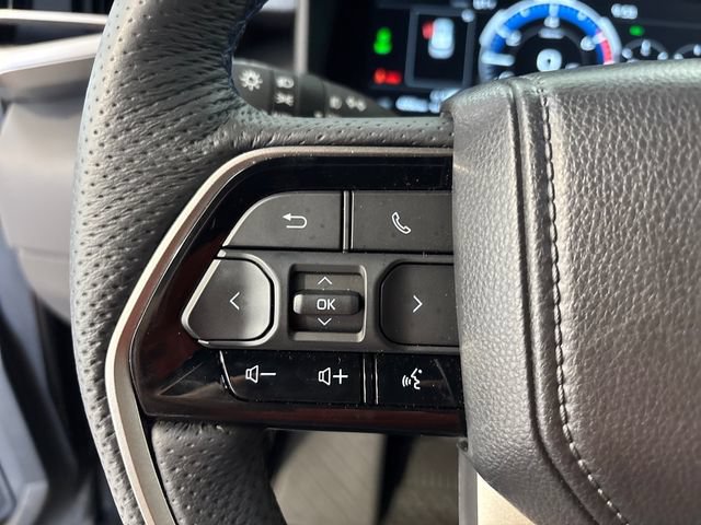 Used 2026 Toyota Sequoia Platinum AWD/4WD image 9