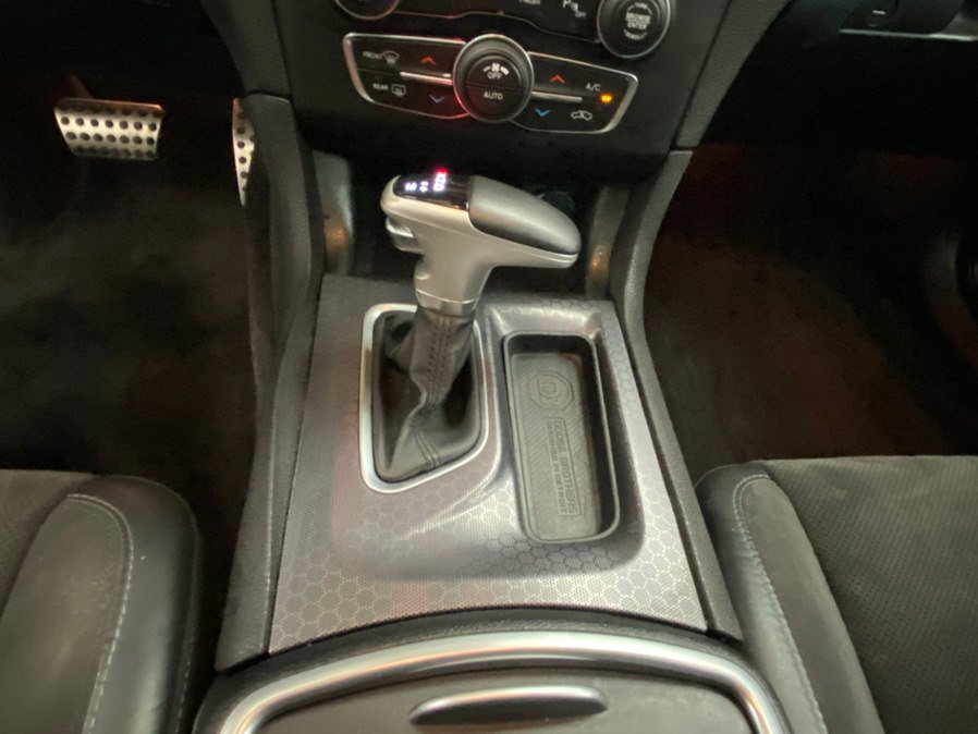Used 2017 Dodge Charger R/T Scat Pack w/ Dynamics Package RWD image 30