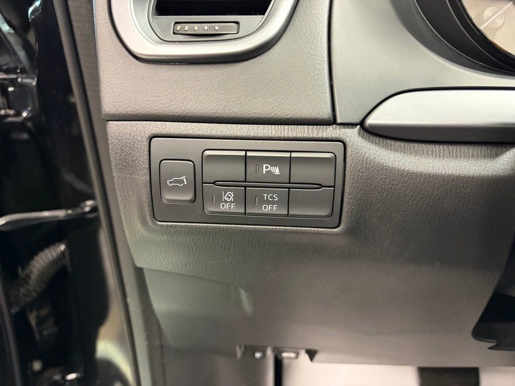 Used 2018 MAZDA CX-9 Touring w/ Touring Premium Package image 17