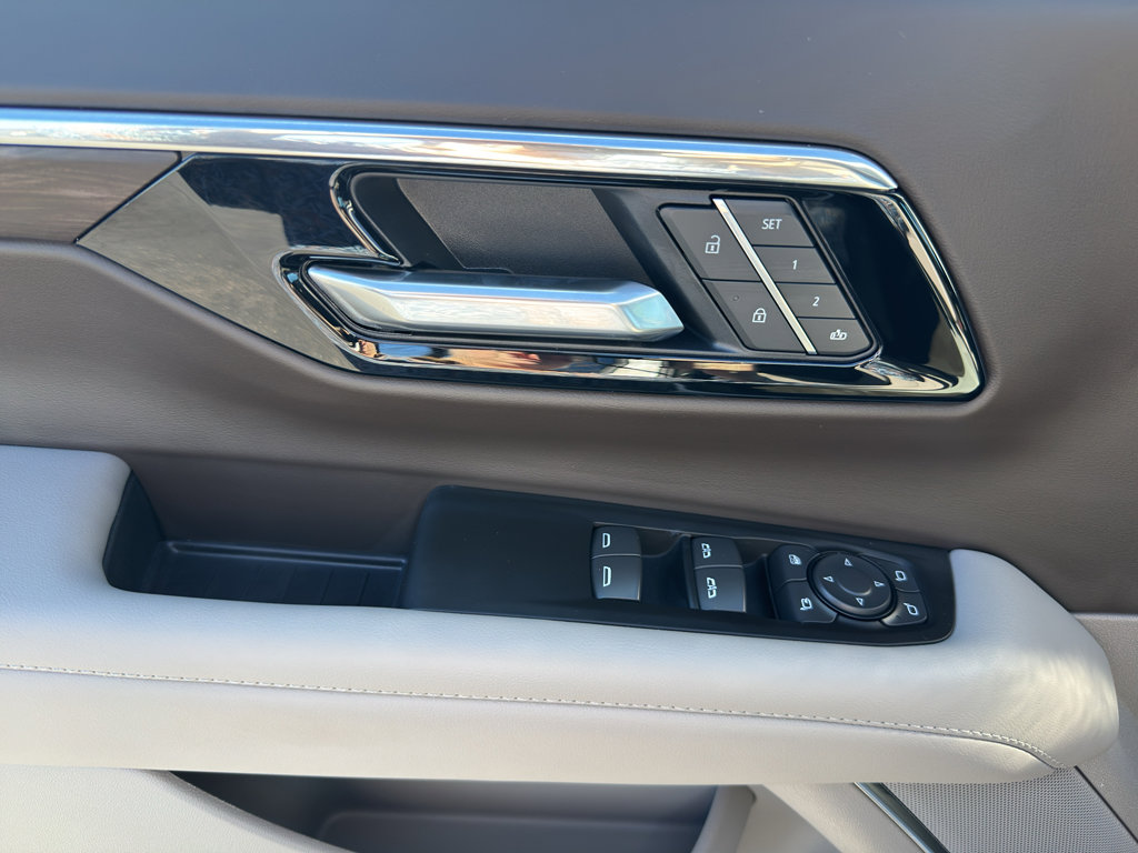 New 2026 Chevrolet Suburban Z71 image 22