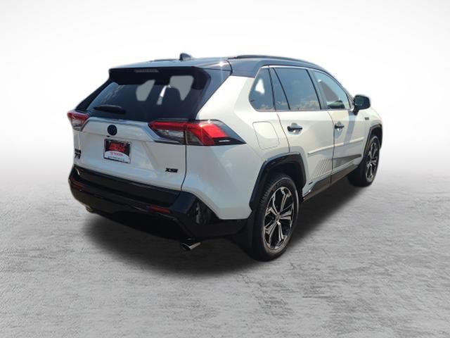 Certified 2022 Toyota RAV4 XSE w/ Premium Package AWD/4WD image 7