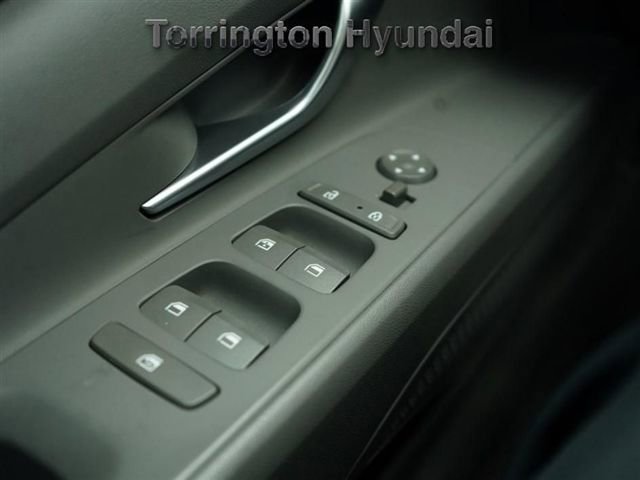 Certified 2023 Hyundai Elantra SEL image 19