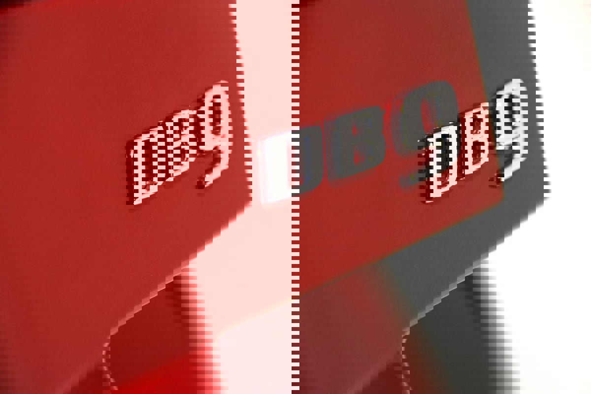 Used 2006 Aston Martin DB9 Coupe RWD image 14