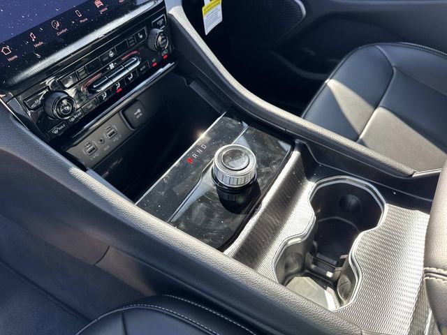 New 2025 Jeep Grand Cherokee Limited RWD image 29