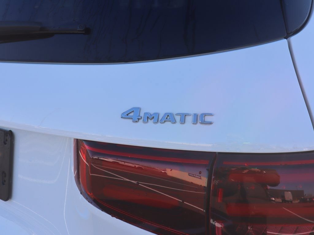 New 2026 Mercedes-Benz GLB 250 4MATIC image 8