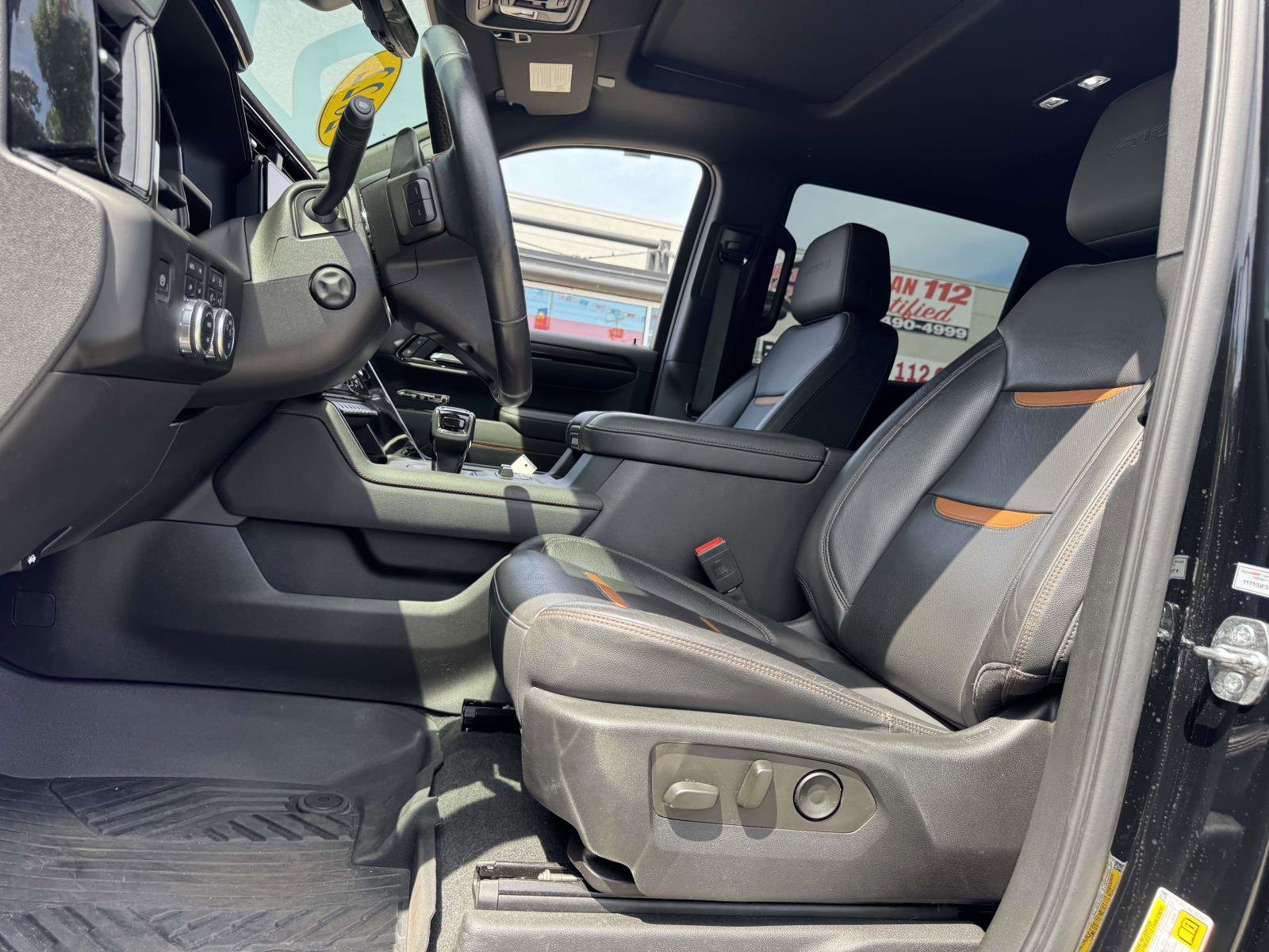 Used 2022 GMC Sierra 1500 AT4 w/ AT4 Premium Package AWD/4WD image 21