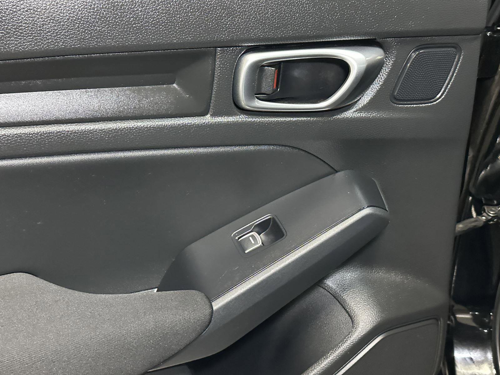 Used 2023 Honda Civic LX image 30