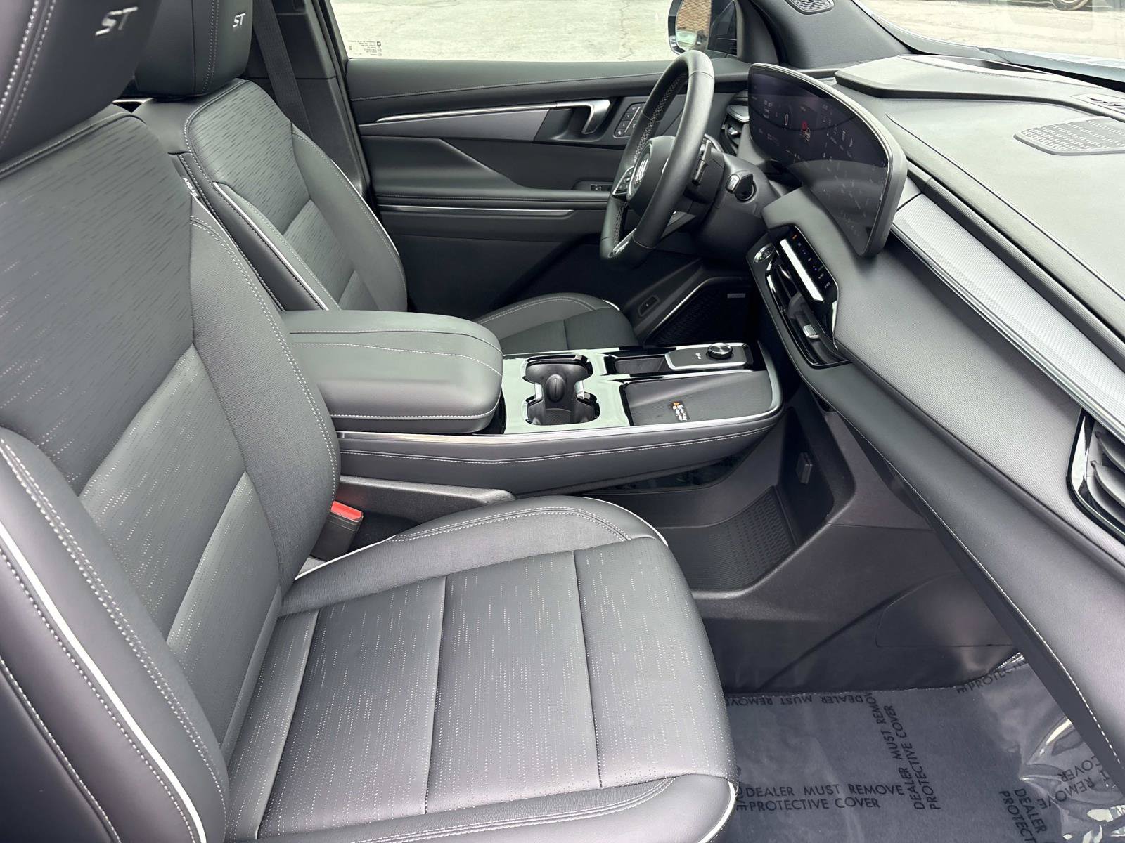 Used 2026 Buick Enclave Sport Touring w/ Power Package FWD image 35