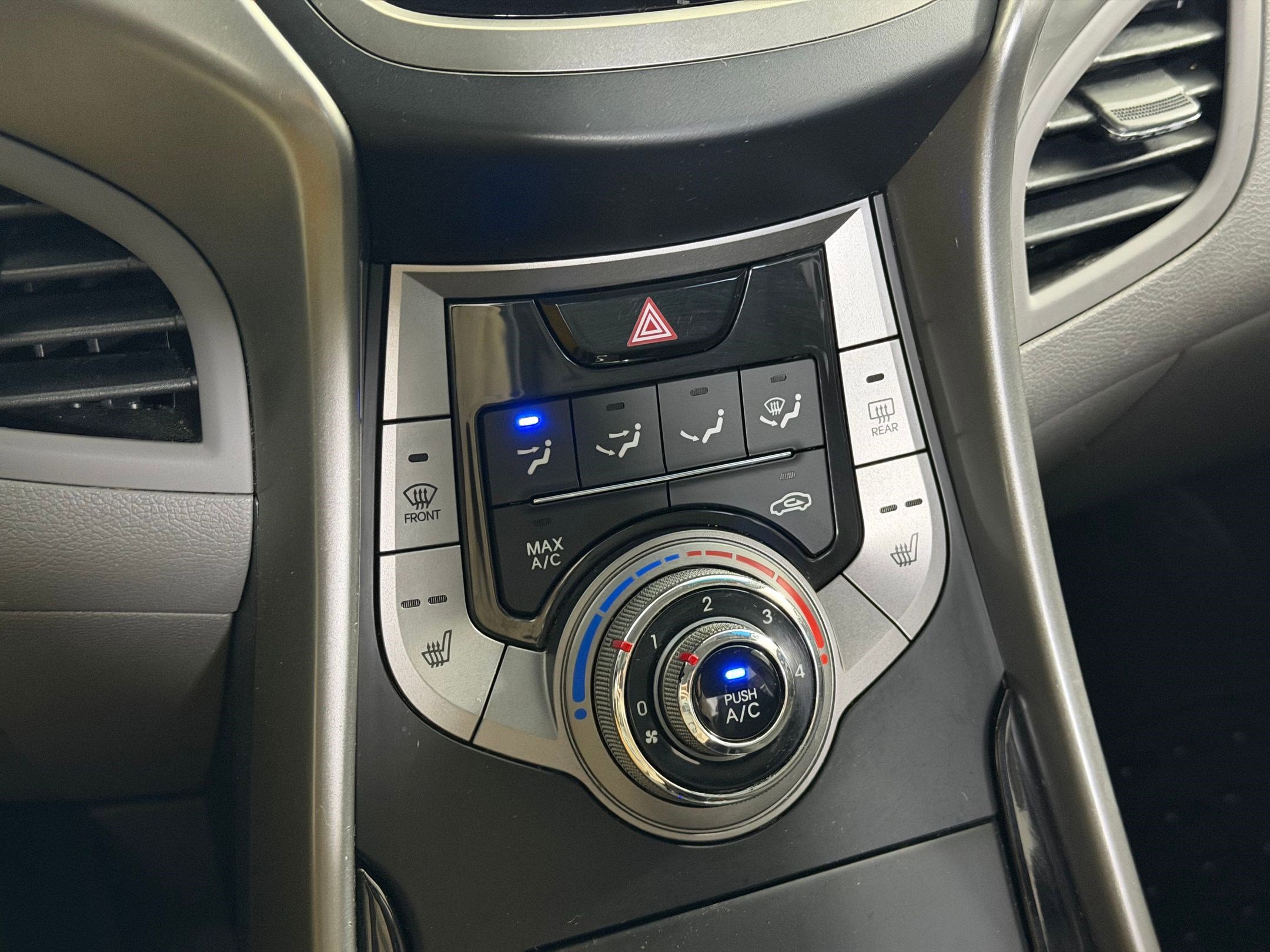 Used 2013 Hyundai Elantra GLS w/ Preferred Pkg image 26