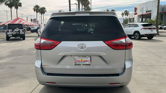 Used 2020 Toyota Sienna LE FWD image 25
