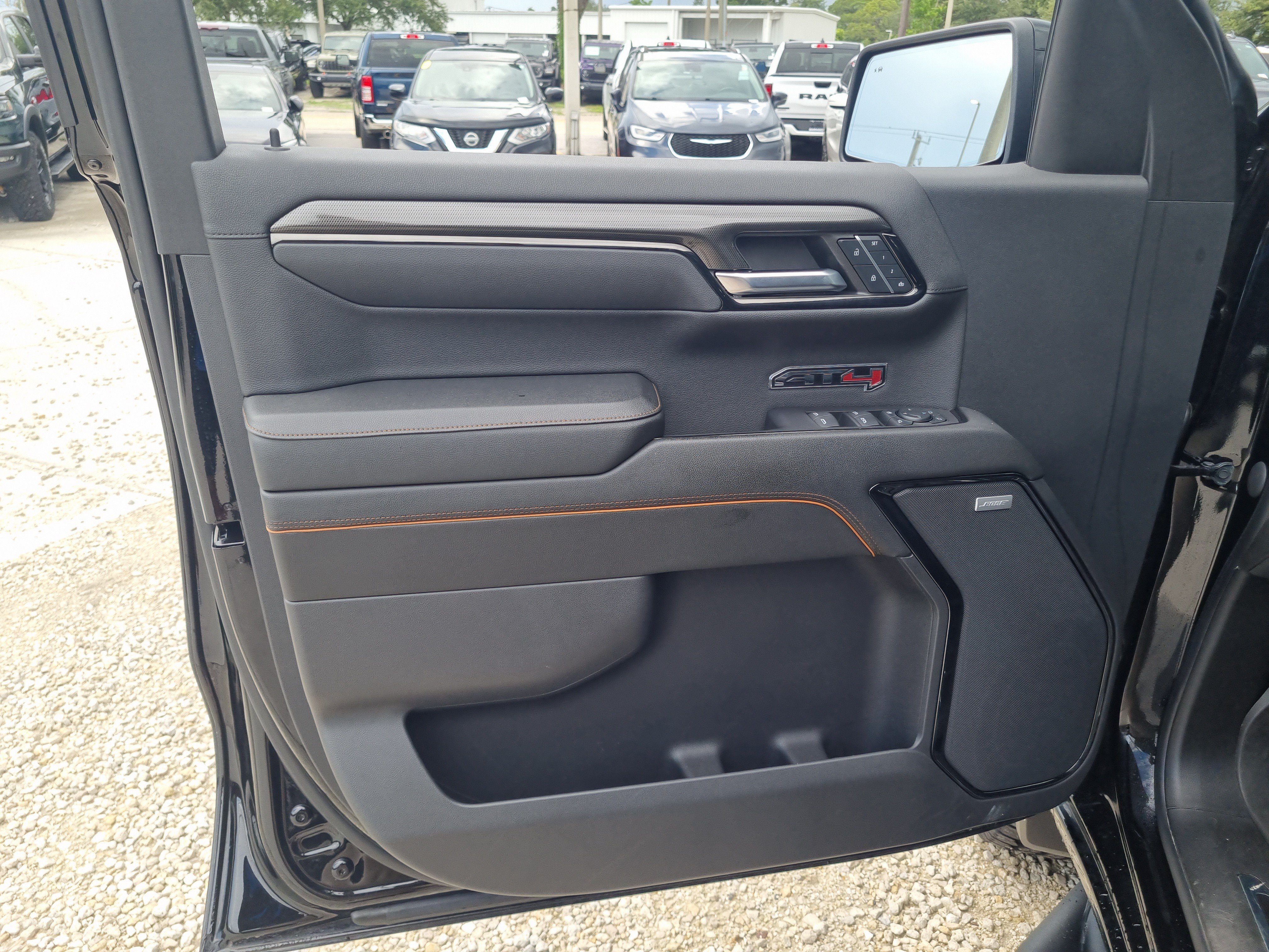 Used 2024 GMC Sierra 1500 AT4 w/ Technology Package AWD/4WD image 20
