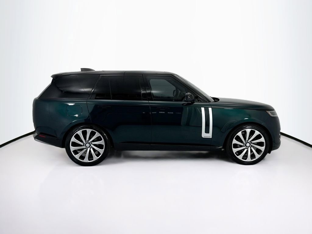 Used 2023 Land Rover Range Rover Autobiography image 4