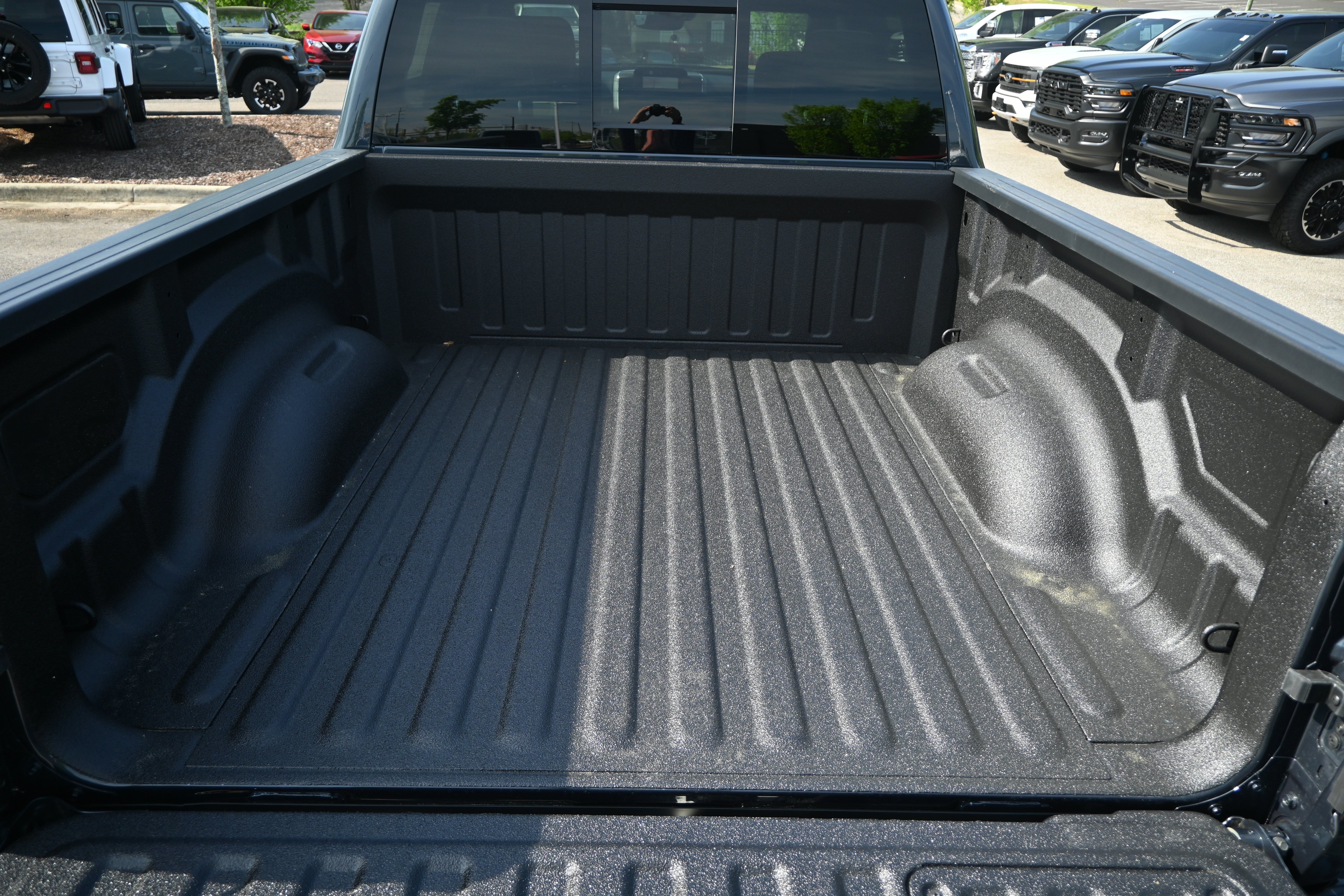 New 2026 RAM 1500 Laramie w/ Night Edition AWD/4WD image 31