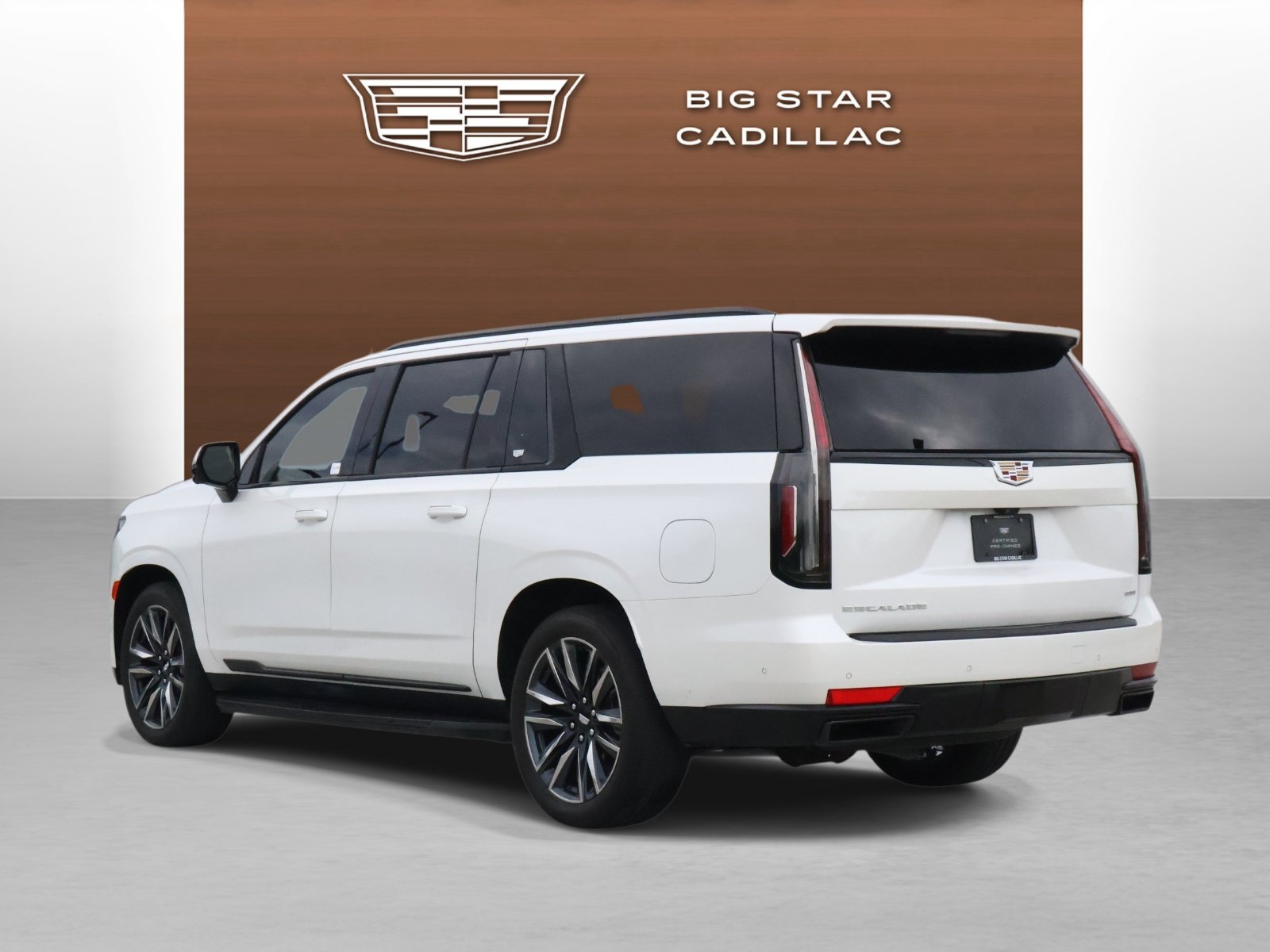 Used 2024 Cadillac Escalade ESV Sport w/ Touring Package AWD/4WD image 3