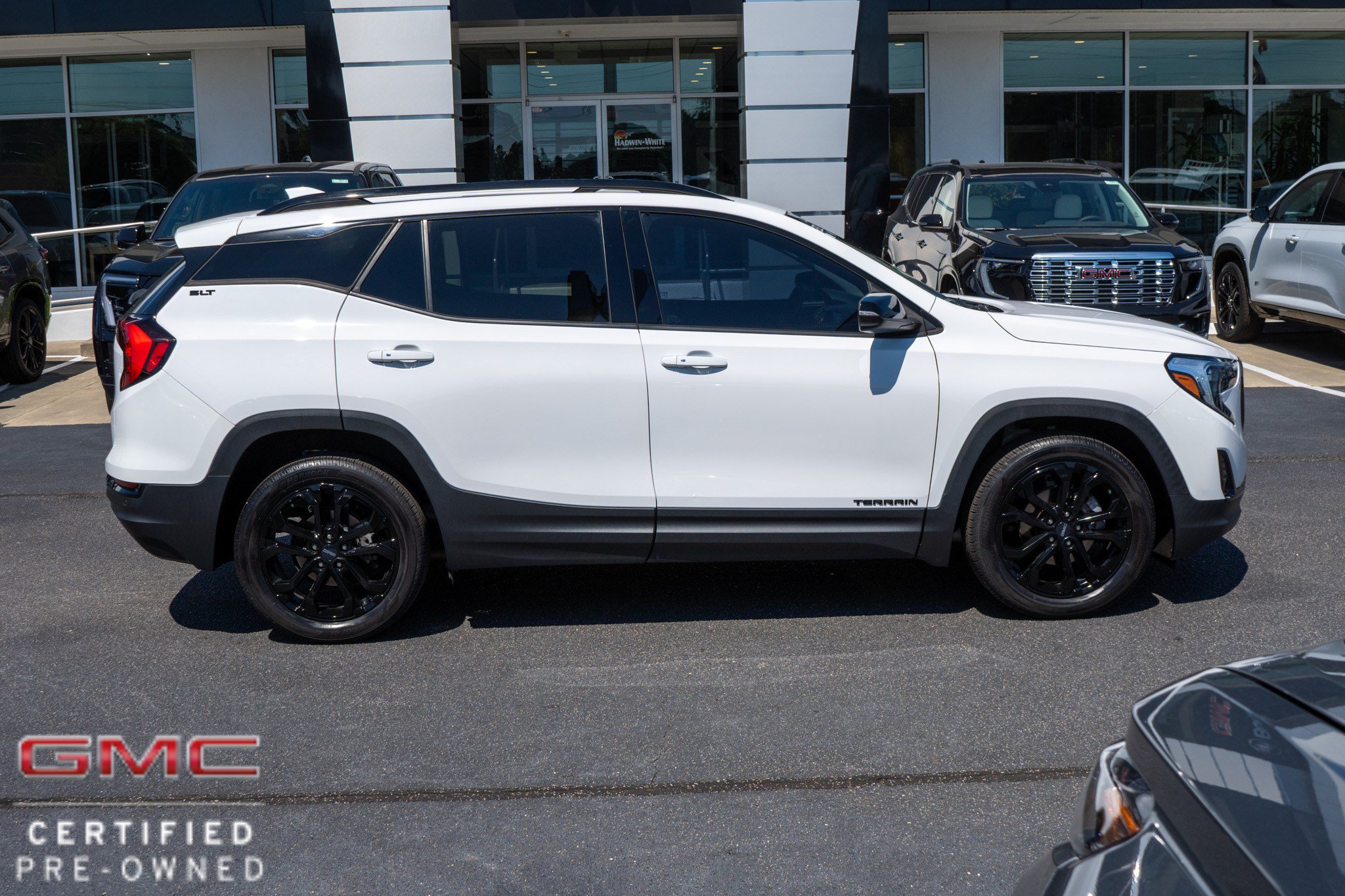 Used 2021 GMC Terrain SLT w/ Infotainment Package II FWD video 2