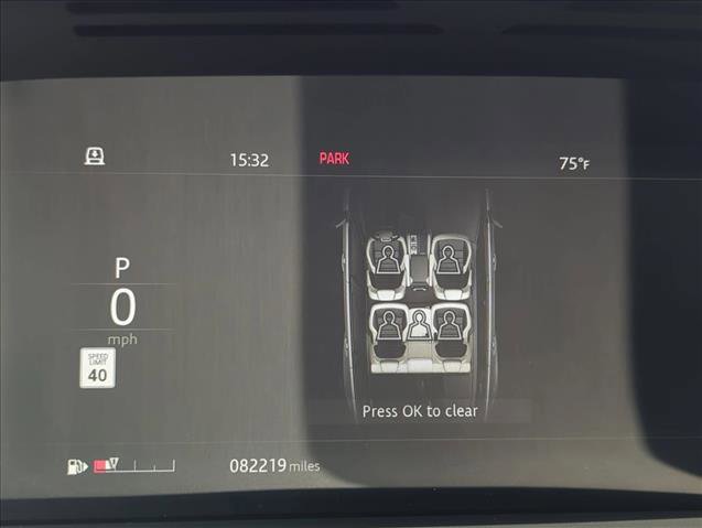 Used 2018 Land Rover Range Rover Sport HSE image 13