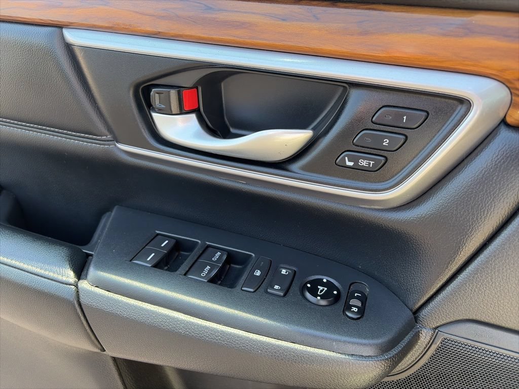 Used 2017 Honda CR-V EX-L image 29