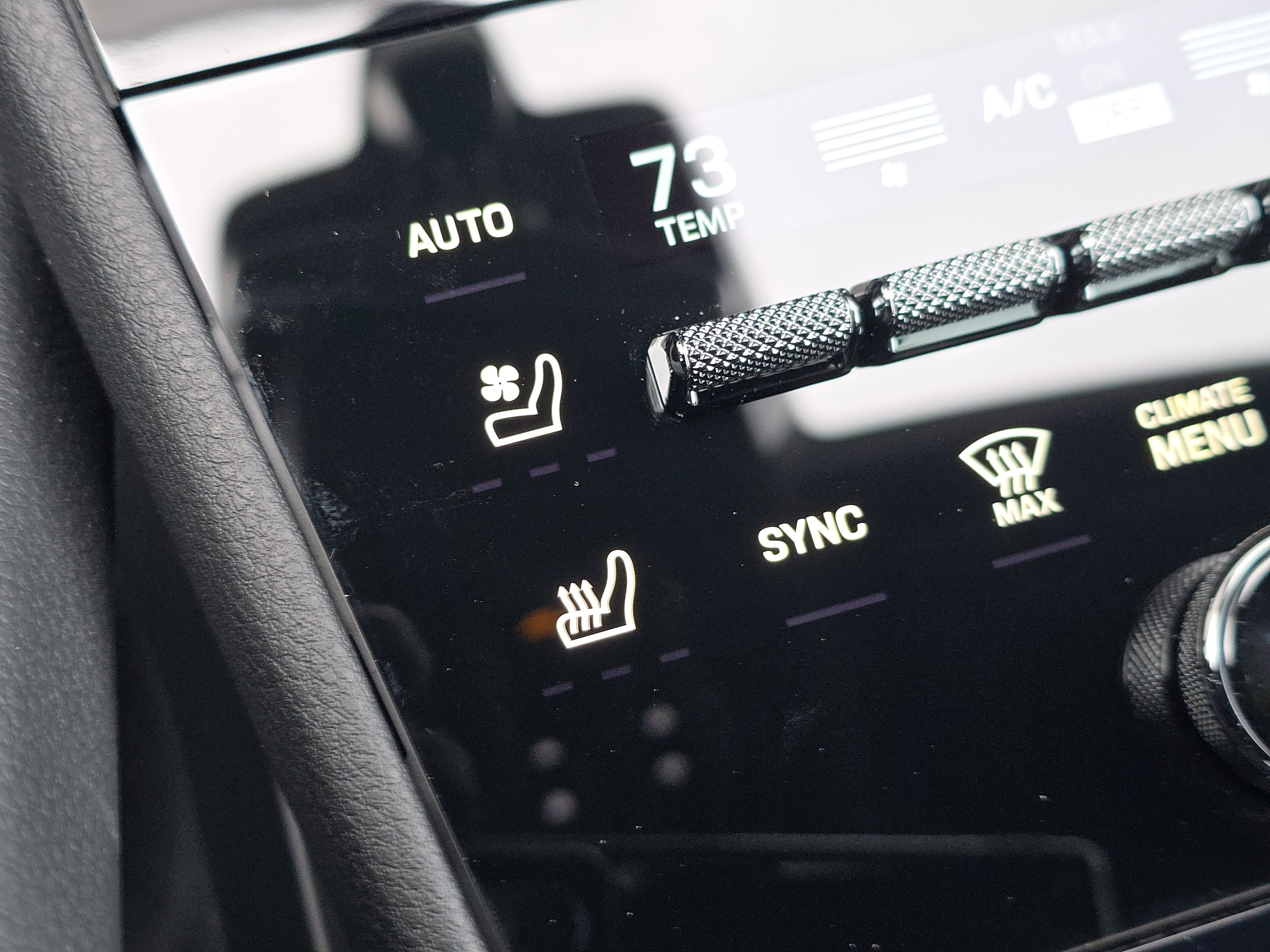 New 2026 Porsche Cayenne Coupe image 24