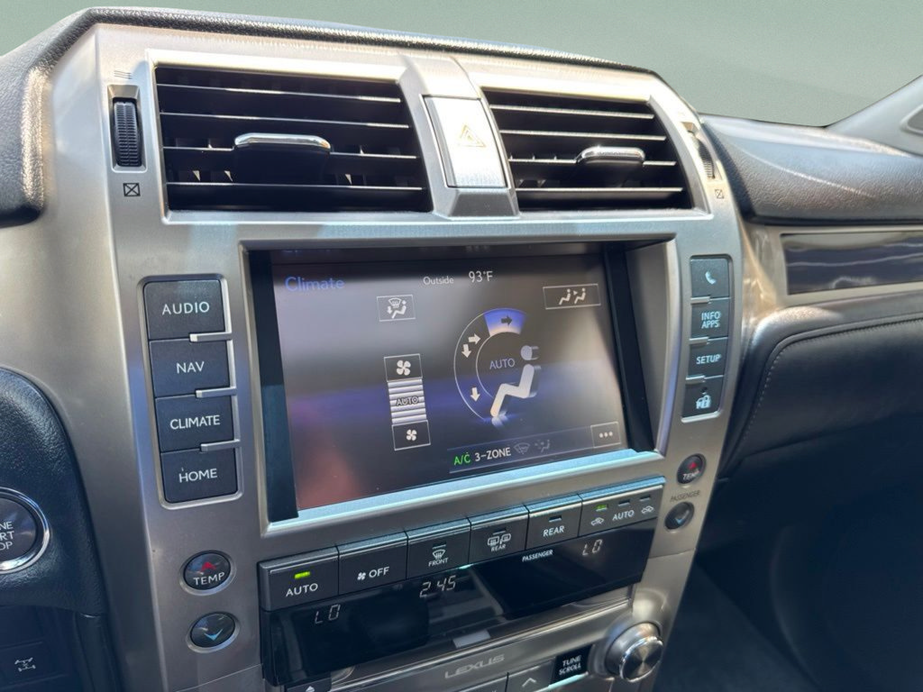 Used 2018 Lexus GX 460 Premium w/ Premium Package AWD/4WD image 13