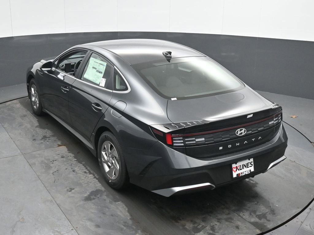 New 2026 Hyundai Sonata SE FWD image 19