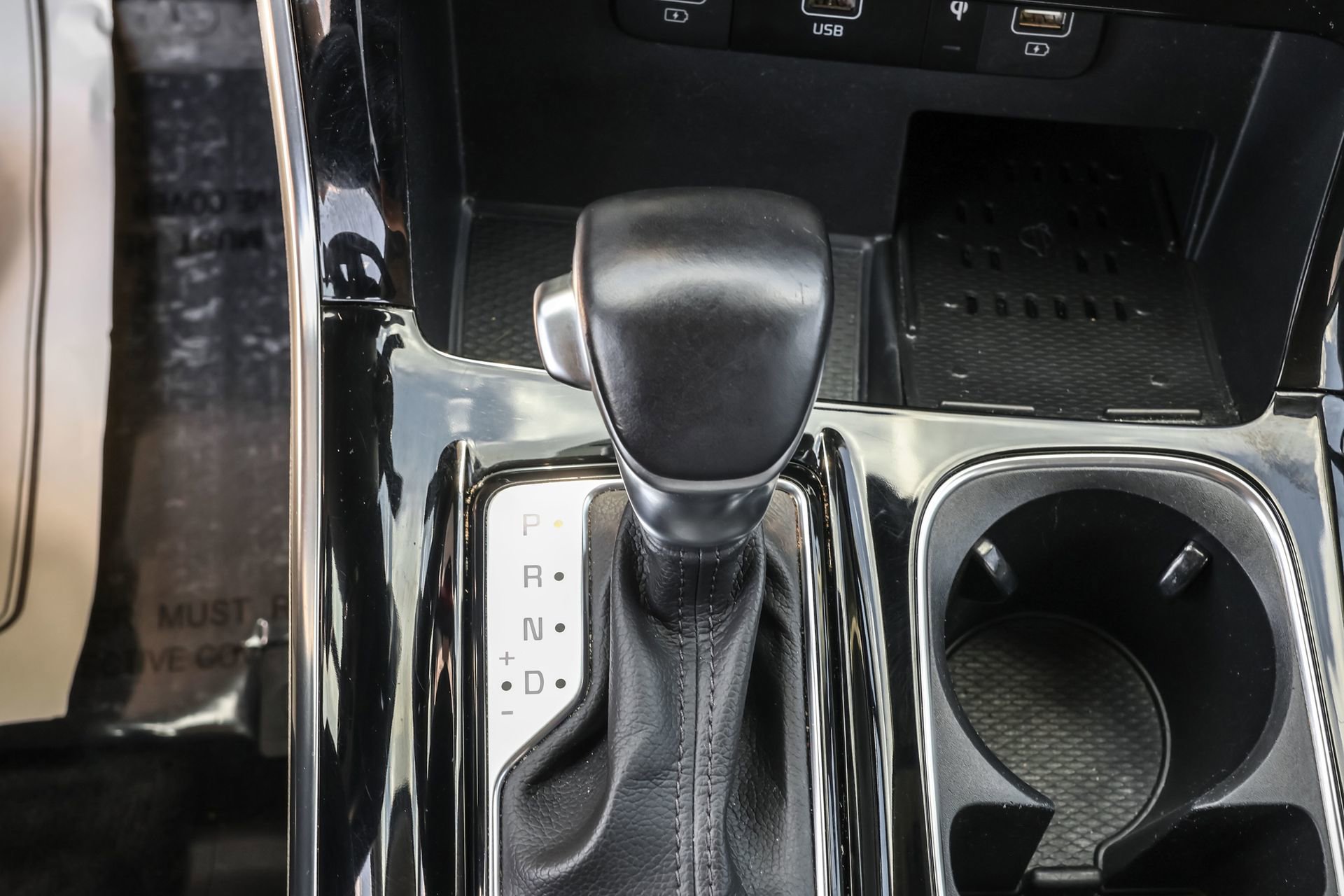 Used 2023 Kia Carnival SX image 31