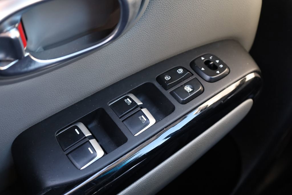 Used 2017 Kia Soul + w/ Audio Package image 19