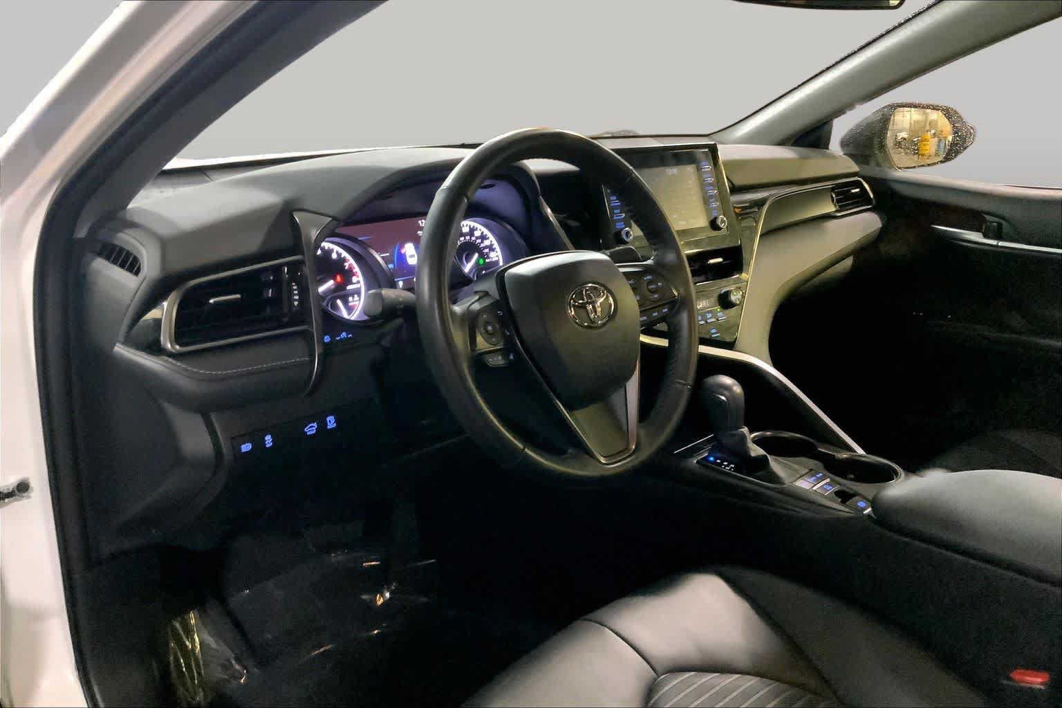 Used 2023 Toyota Camry SE AWD/4WD image 18
