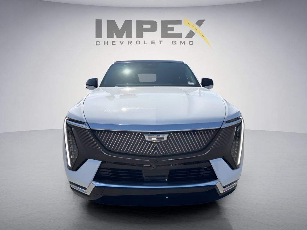 Used 2025 Cadillac Escalade IQ Luxury 2 w/ LPO, Premium Carpet Package AWD/4WD image 8