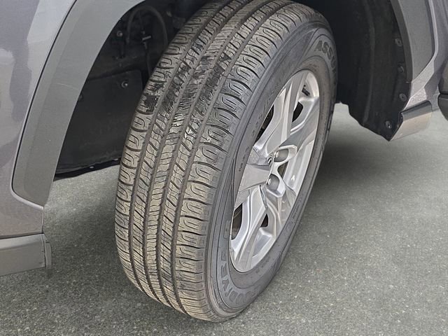 Certified 2024 Toyota RAV4 XLE image 28