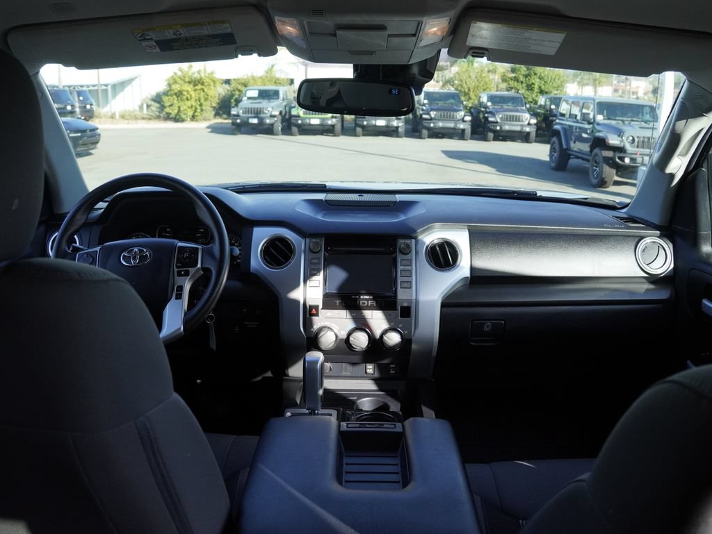 Used 2019 Toyota Tundra SR5 w/ SR5 Upgrade Package RWD image 32