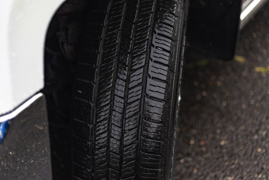 Used 2015 Chevrolet Silverado 2500 LTZ w/ LTZ Plus Package AWD/4WD image 5