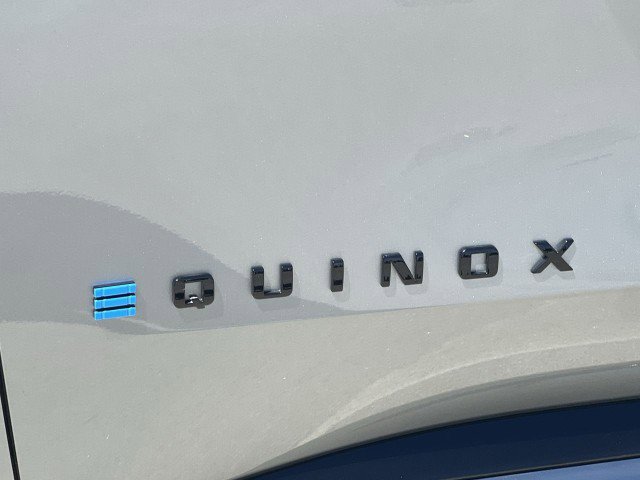 Used 2024 Chevrolet Equinox EV RS image 31
