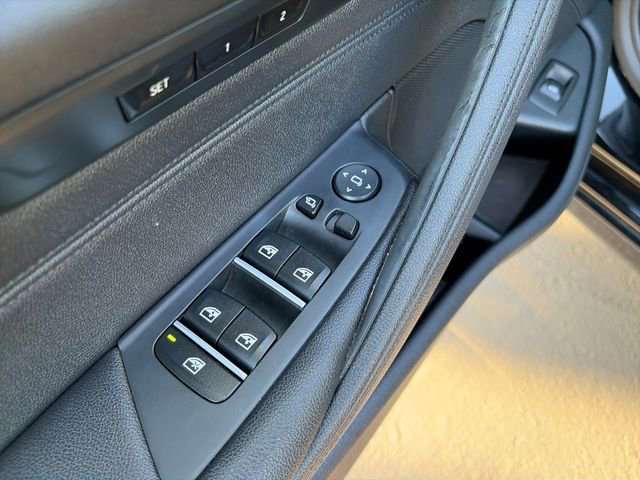 Used 2018 BMW 530i RWD image 11