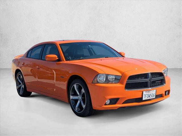 Used 2014 Dodge Charger SXT RWD image 3