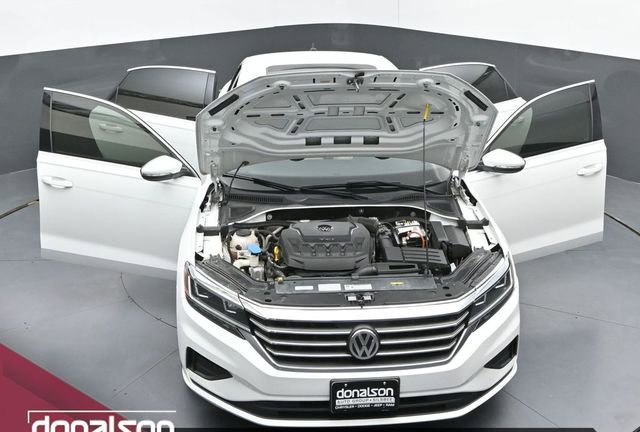 Used 2020 Volkswagen Passat 2.0T SEL image 23