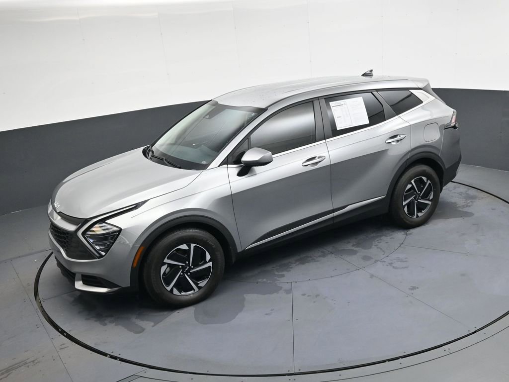 Used 2024 Kia Sportage LX image 32