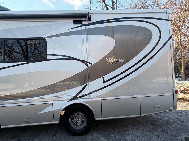 Used 2015 Mercedes-Benz Sprinter 3500 image 13