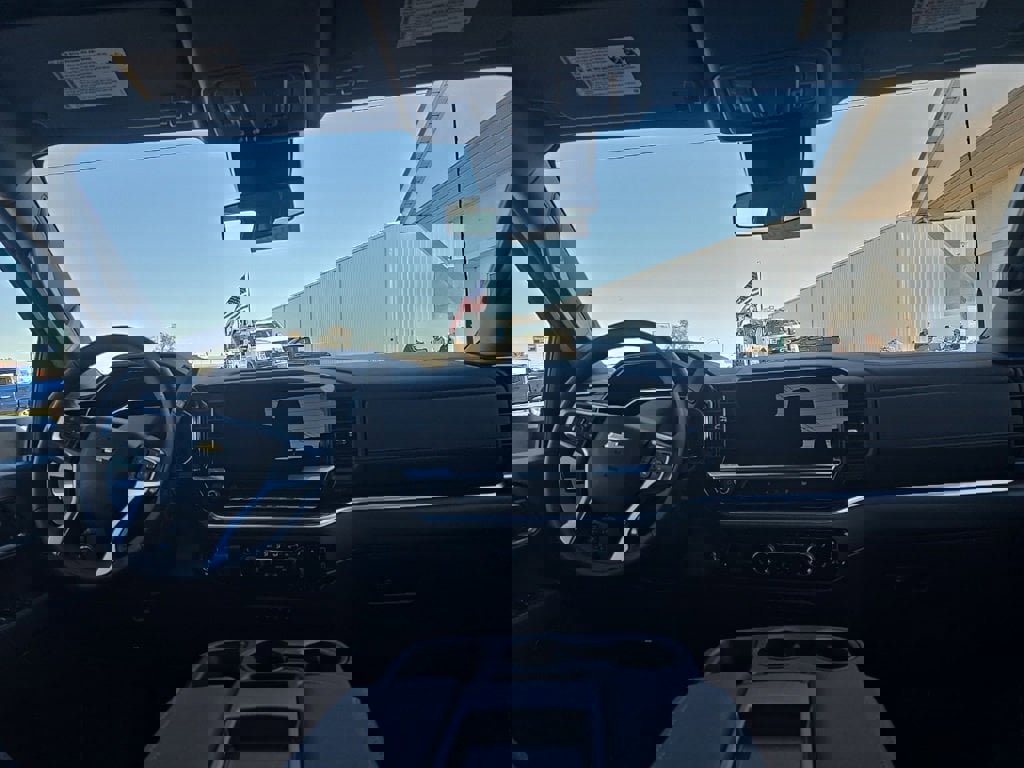 New 2026 Chevrolet Silverado 3500 LT w/ Convenience Package image 21