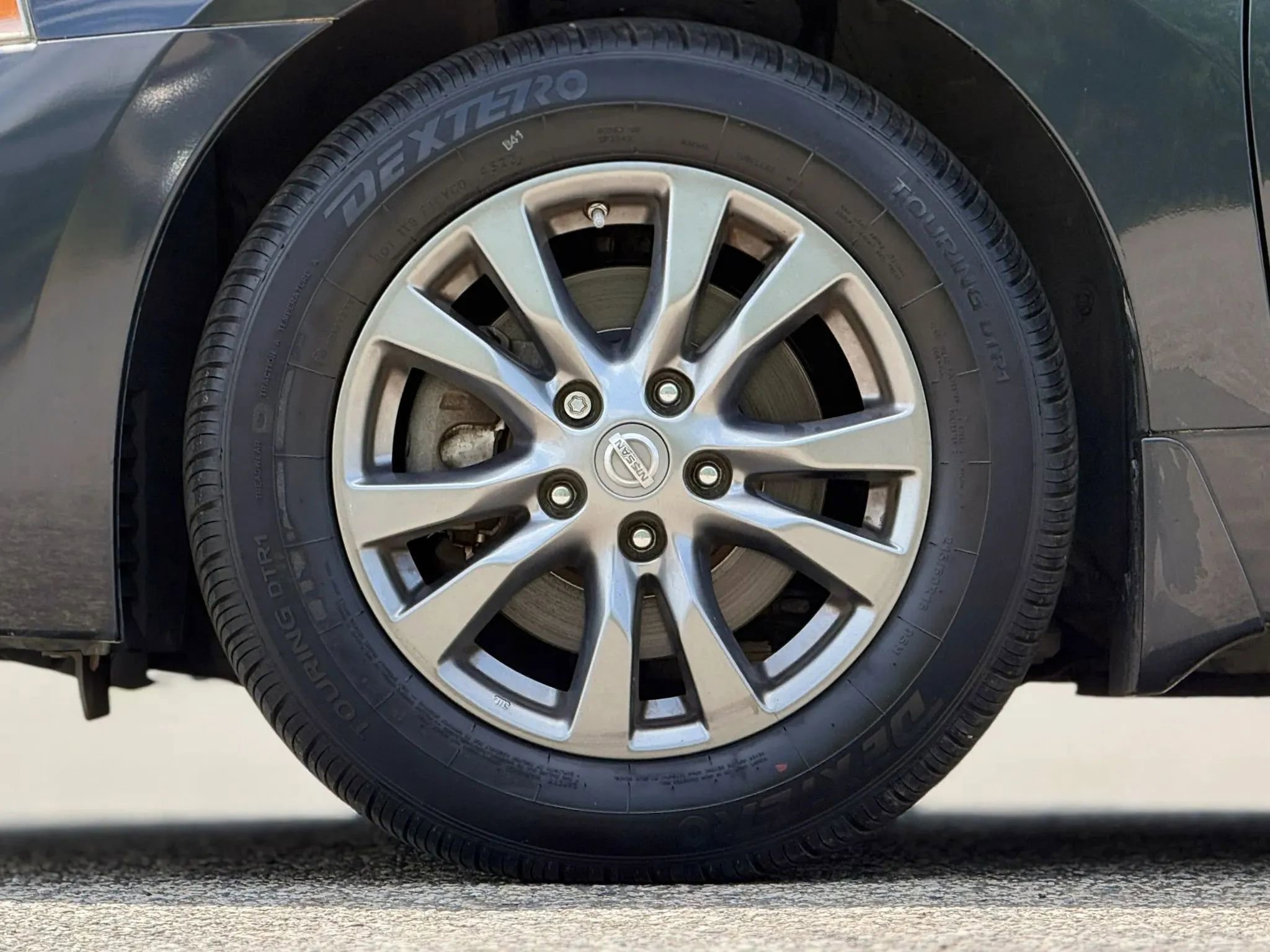 Used 2015 Nissan Altima 2.5 S w/ Sport Value Package FWD image 30