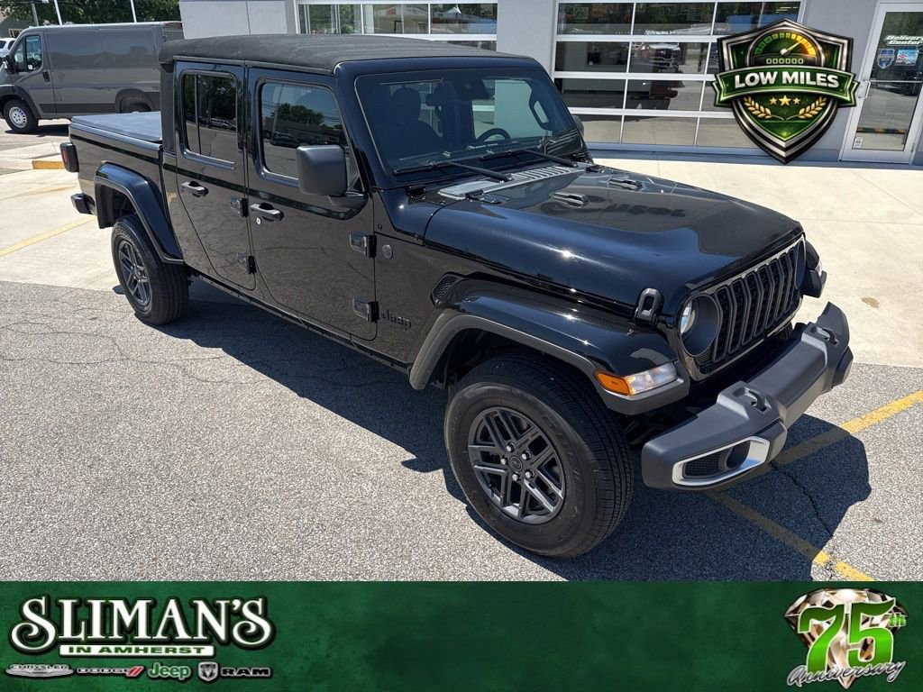 Used 2024 Jeep Gladiator Sport